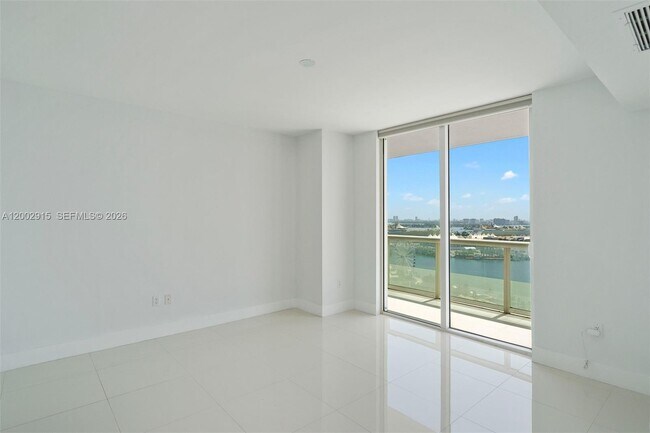 Building Photo - 50 Biscayne Blvd