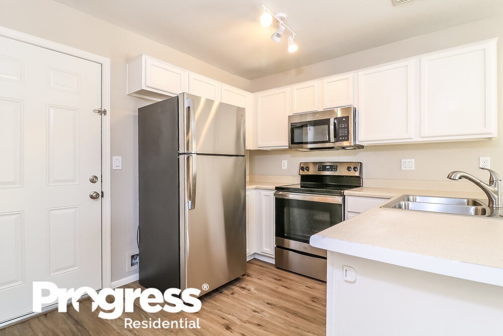 Building Photo - 10907 E Arcadia Ave