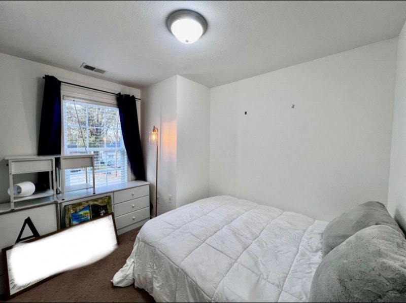 Building Photo - 5373 Hanyen Dr