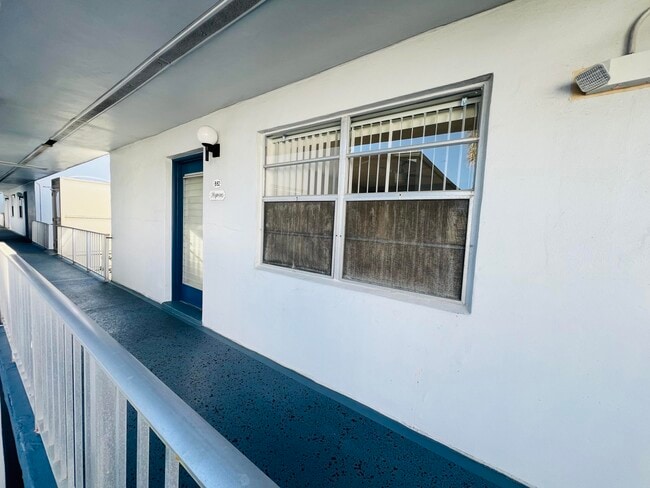 Building Photo - 82 Normandy Ln