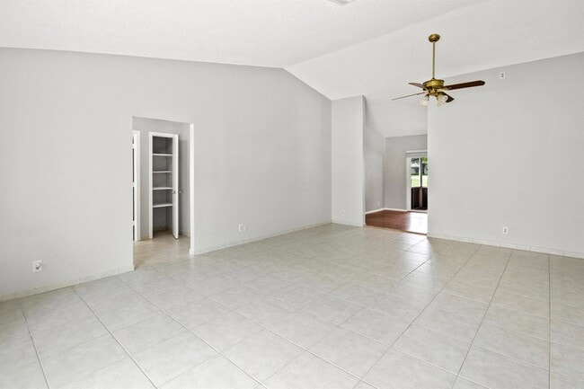 Building Photo - 22493 SW 56th Ave