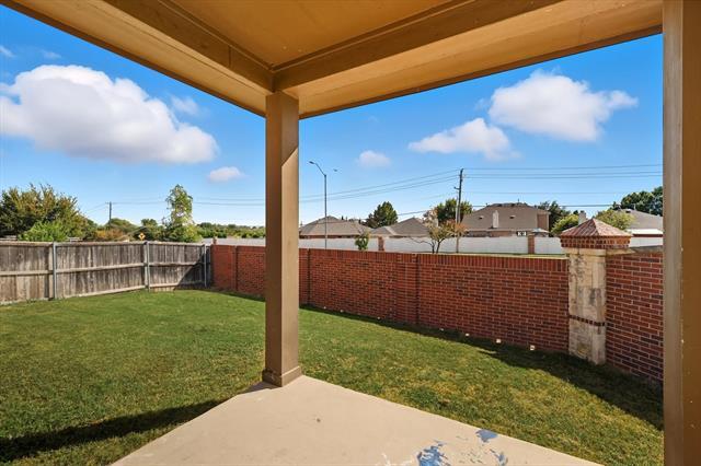 Building Photo - 913 Bloomfield Dr