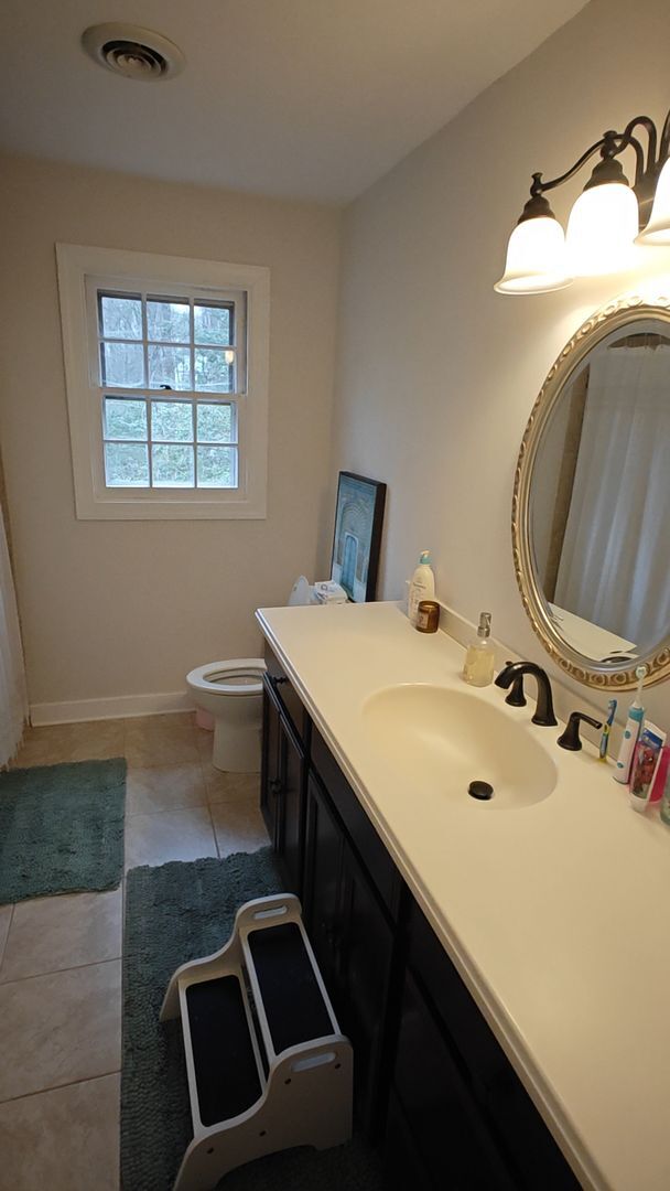 Building Photo - New renovation with River access in Midlothian