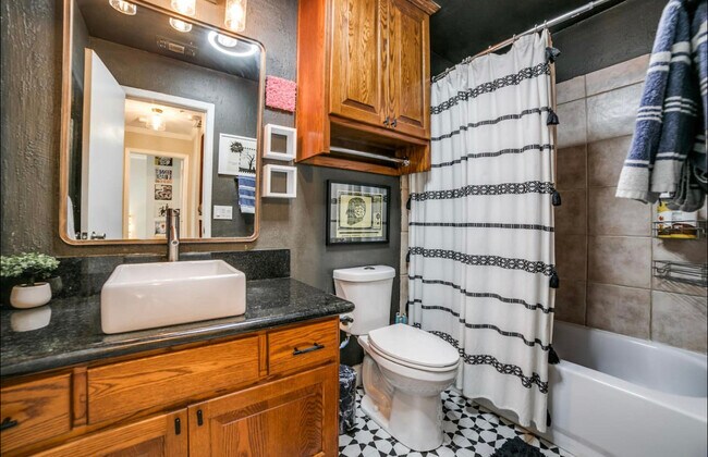 Building Photo - 8518 Sir Lancelot