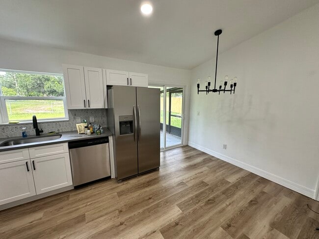 Building Photo - 2517 Oak Hollow Dr