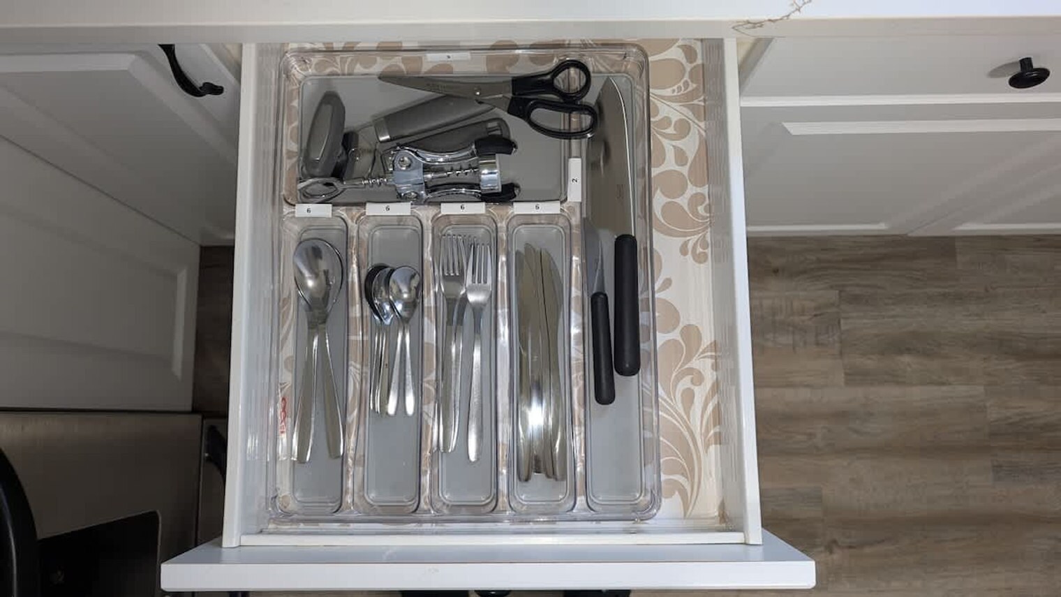 Building Photo - 1626 Union Turnpike