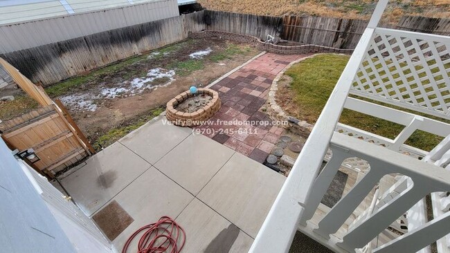 Building Photo - 647 Broken Spoke Rd