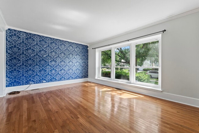 Building Photo - 2158 Countryside Cir