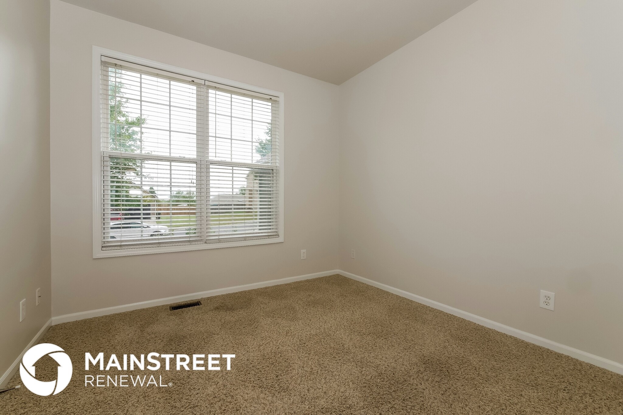 Building Photo - 1411 Russell Road