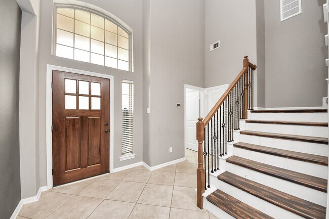 Building Photo - 3544 Woods Estates Dr
