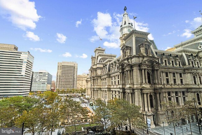 Building Photo - 1414 S Penn Square