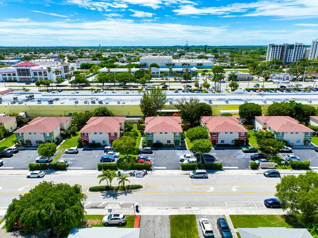 Building Photo - 18712 SW 100th Ave