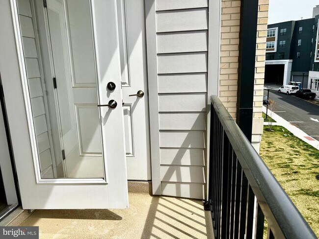 Building Photo - 1 Culvert Dr