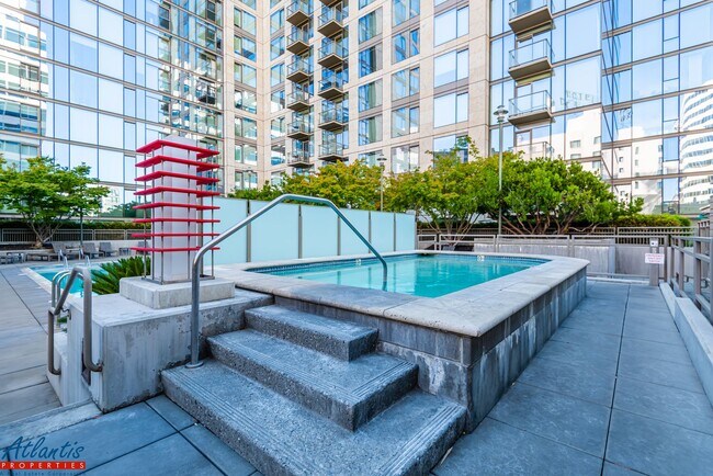 Building Photo - Axis Condominiums | Downtown Living | Full Service Building