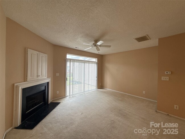 Building Photo - 1515 Sylvia Ct