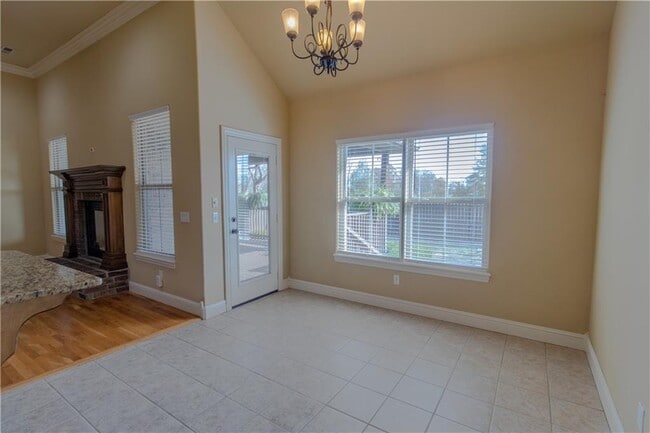 Building Photo - 6503 S 34th St