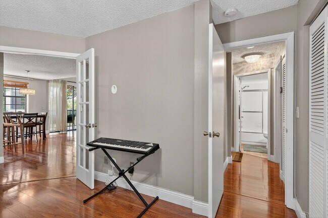 Building Photo - 301 SW 158th Terrace