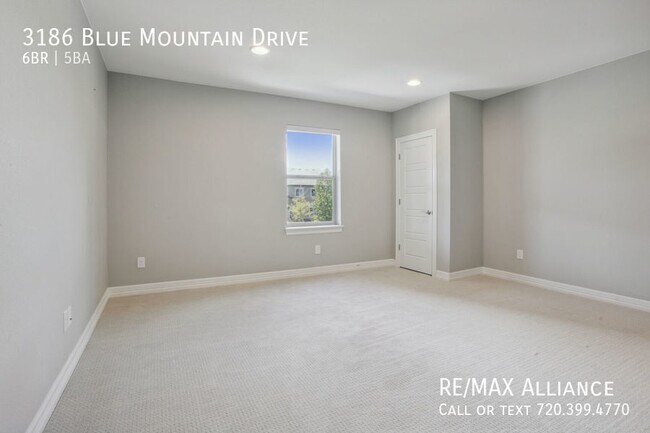 Building Photo - 3186 Blue Mountain Dr