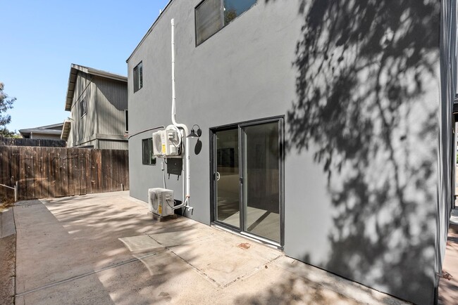 Building Photo - 3646 Curlew St