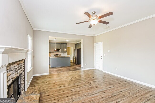 Building Photo - 83 Belmont Ln