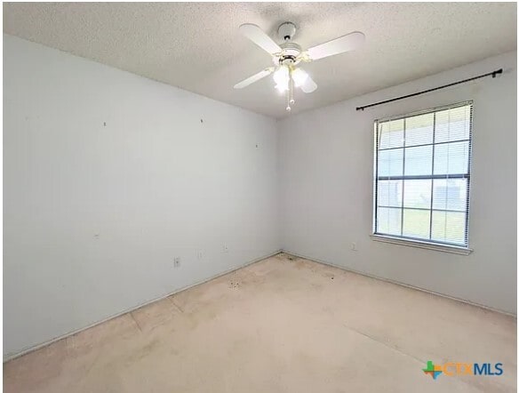 Building Photo - 1428 Devin Dr