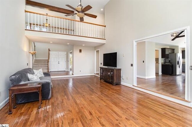 Building Photo - Beautiful Home at the Smithfields Country Club