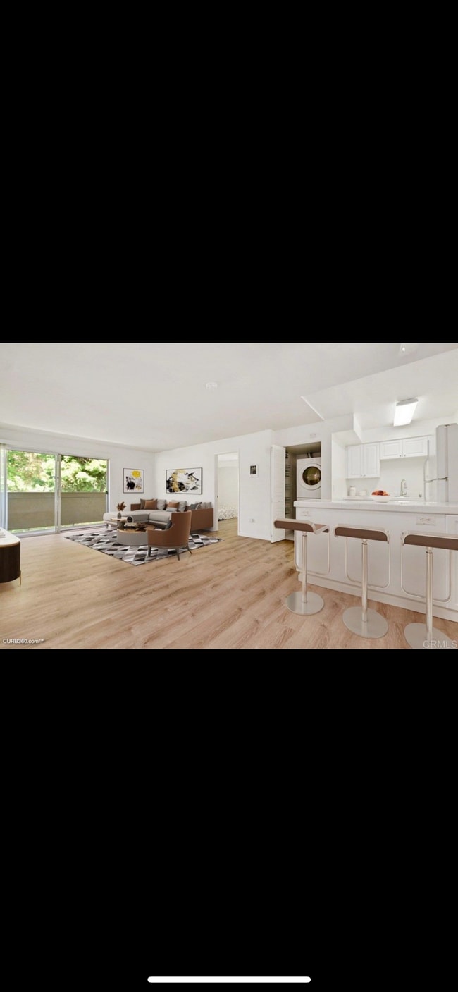 Building Photo - 6955 Alvarado Rd