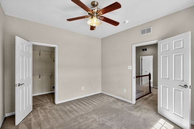 Building Photo - 22955 Snow Leopard Dr