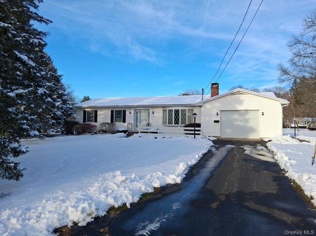 Primary Photo - 2 Scism Cir