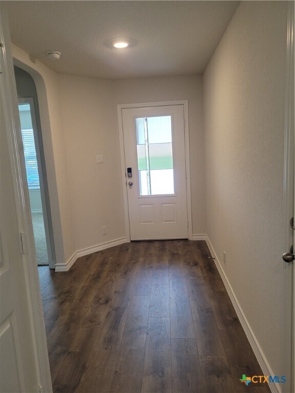 Building Photo - 613 Great Plains