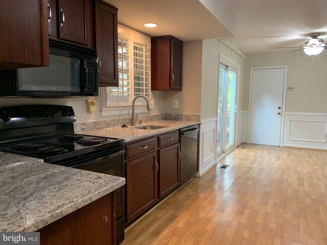 Building Photo - 5606 Light Infantry Dr