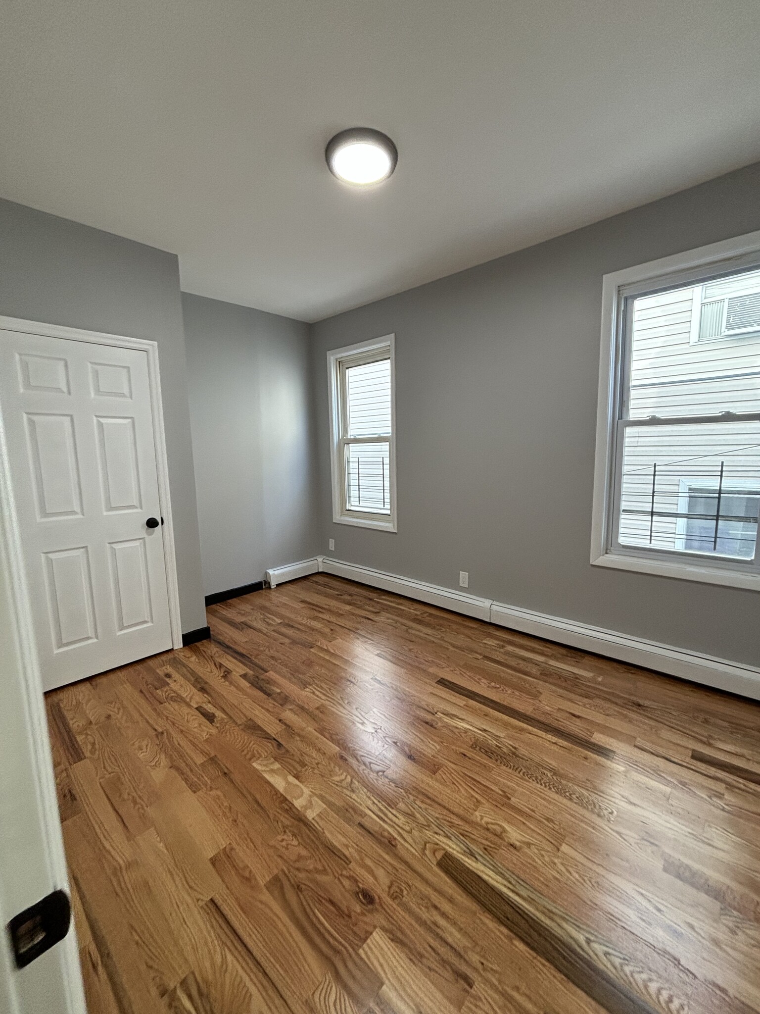 Building Photo - 167 Shephard Ave