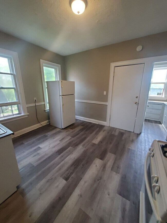 Building Photo - 3919-3921 W Galena St. (Duplex)(ACE PROPERTY)