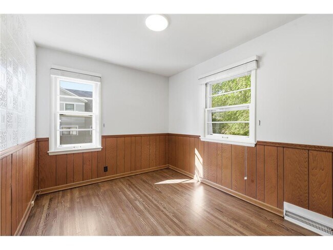 Building Photo - 6208 Hillside Rd