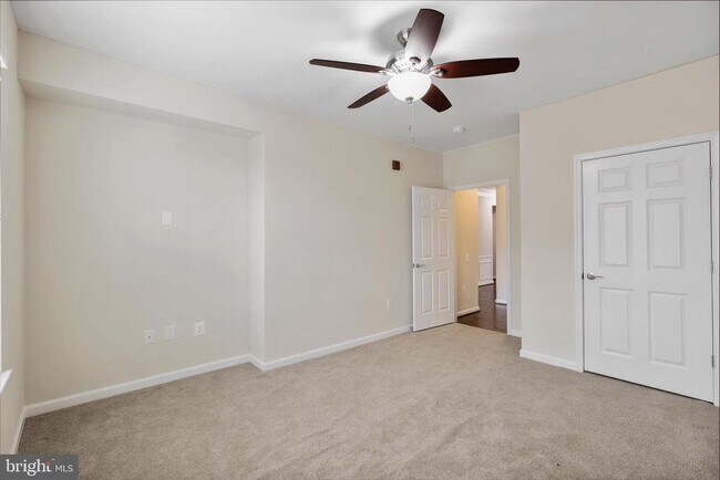 Building Photo - 20655 Hope Spring Terrace