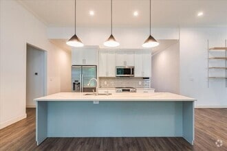 Building Photo - 124 Ahumoa Dr