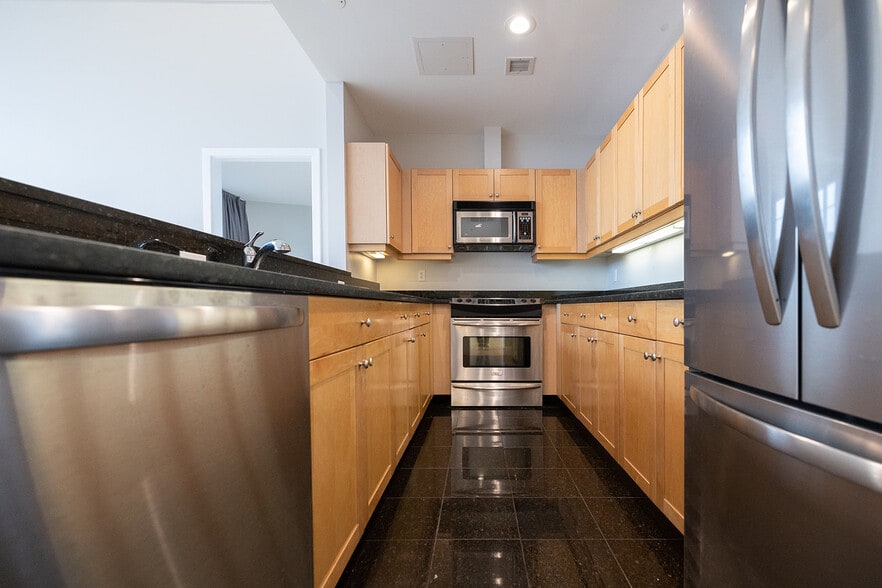 Building Photo - 490-495 Harrison Ave. Unit 503