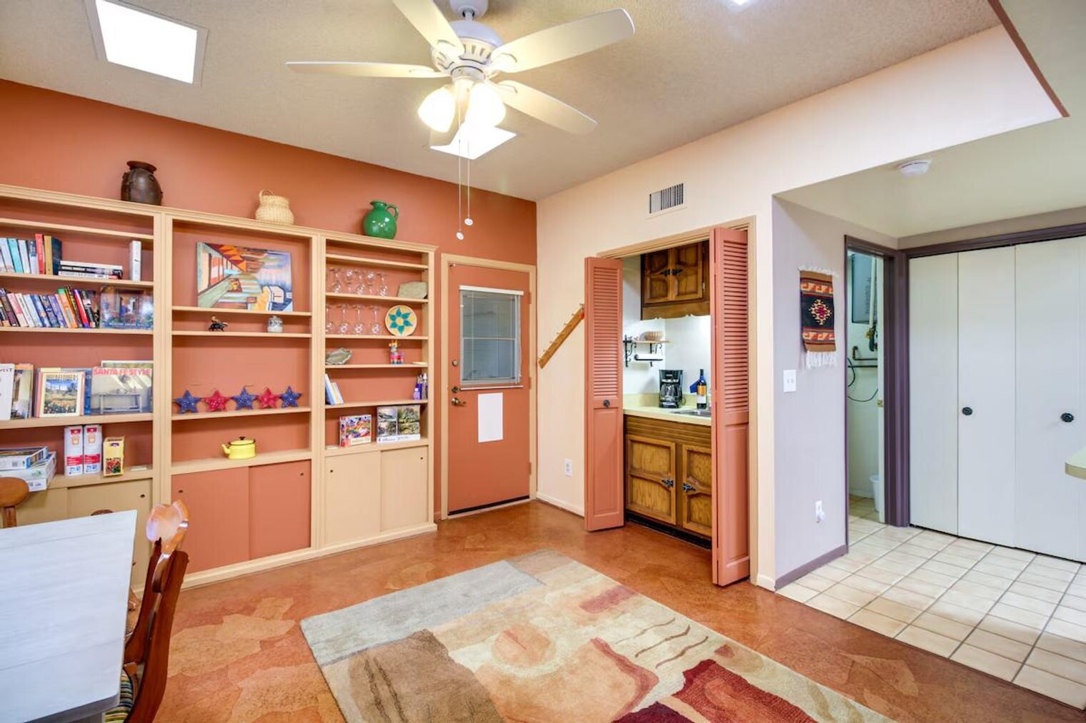 Building Photo - 815 Placita Topa