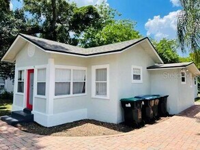 Building Photo - 1328 Cloverlawn Ave