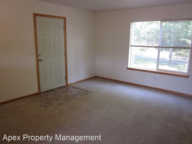 Building Photo - 2 br, 1.5 bath Apartment - 250 32ND STREET