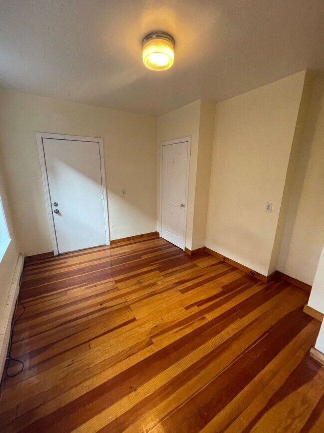 Building Photo - 1441tre