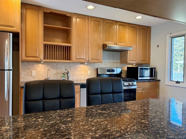 Building Photo - 14 Glendale Dr