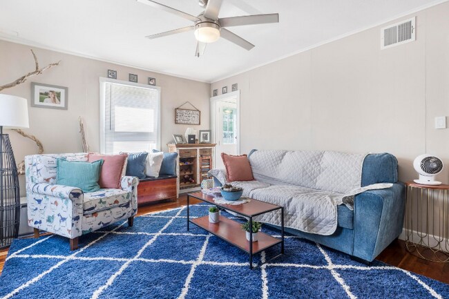 Building Photo - 91-93-93 Philbrick Ave