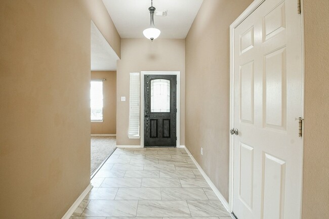 Building Photo - 5104 Big Spring Dr