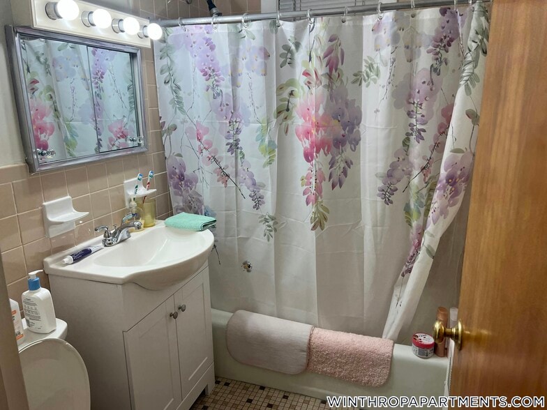 Building Photo - 90 Winthrop Shore Dr