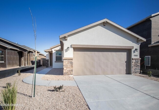 Building Photo - 7006 Sentinel Ave