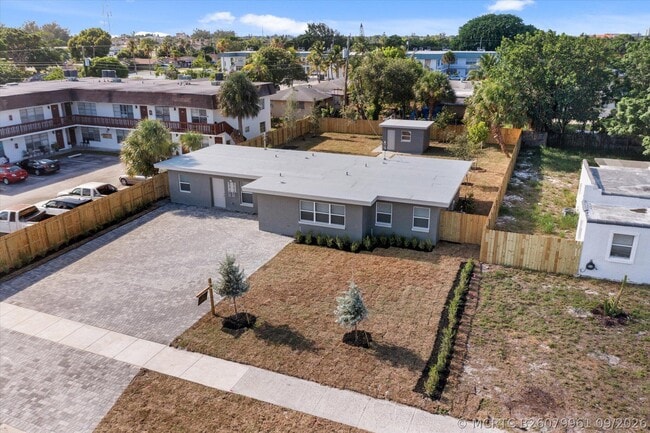 Building Photo - 829 Bayberry Dr