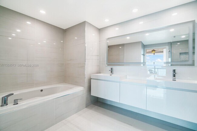 Building Photo - 6799 Collins Ave