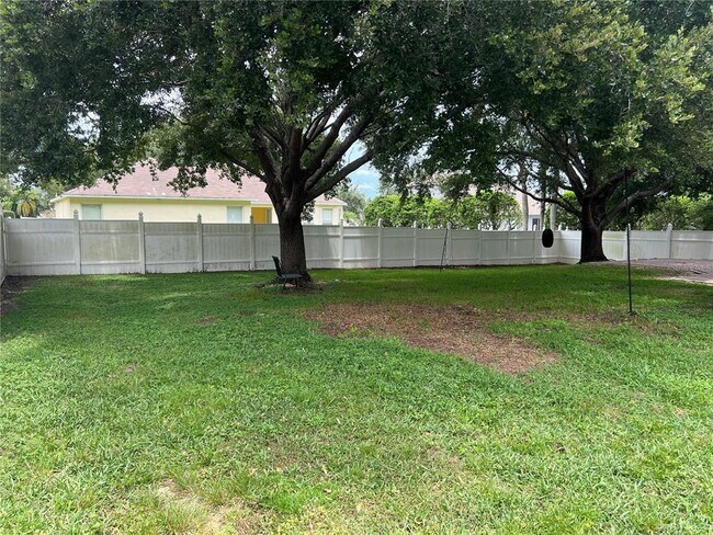 Building Photo - 554 Hiawatha Palm Pl