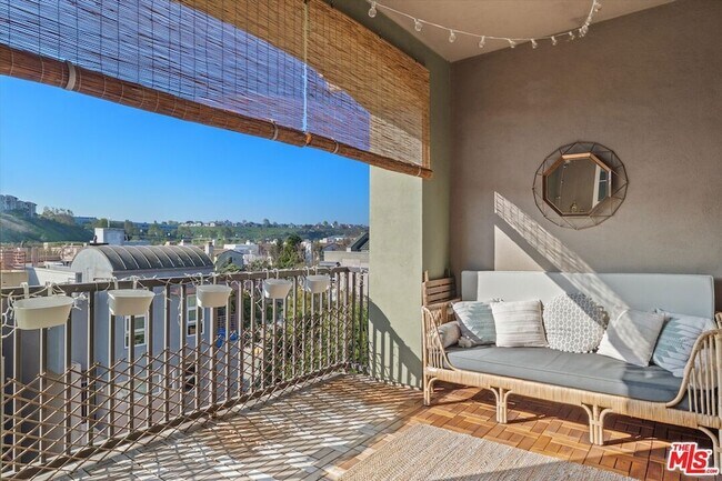 Building Photo - 13020 Pacific Promenade